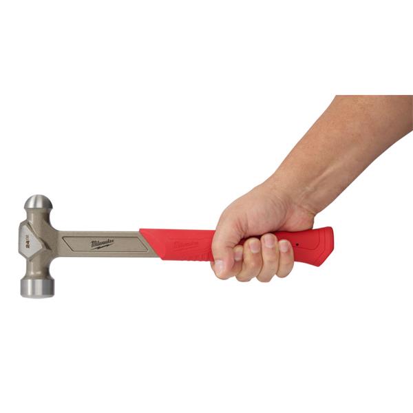 Milwaukee 680 g Ball Pein Hammer 4932492347