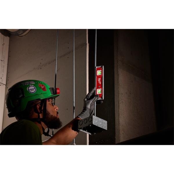 Milwaukee 9" (23cm) LED Torpedo Spirit Level 4932498742