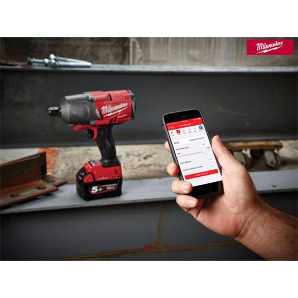 Milwaukee M18 FUEL ONE-KEY 3/4" Impact Wrench (2x5Ah)