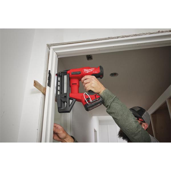 Milwaukee M18 FUEL 16G Straight Nailer in Kitbox (Body Only) M18FN16GS-0X