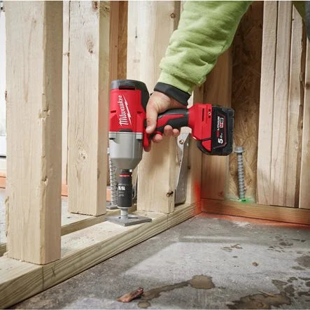Milwaukee 18V Brushless 1/2" Impact Wrench In Kitbag (2x5Ah)